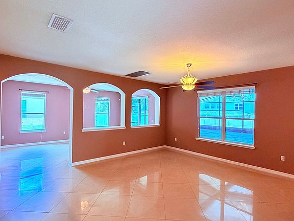 5th image of 4067 Knott Dr