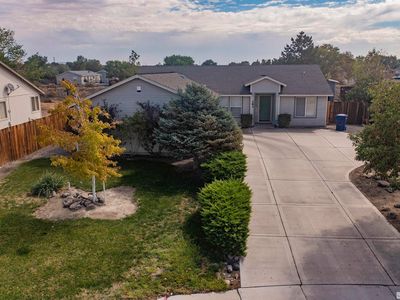 163 Shadow Mountain Dr, Fernley, NV, 89408
