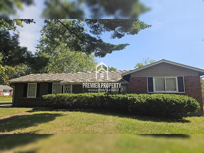 1st image of 2180 Canterbury Dr
