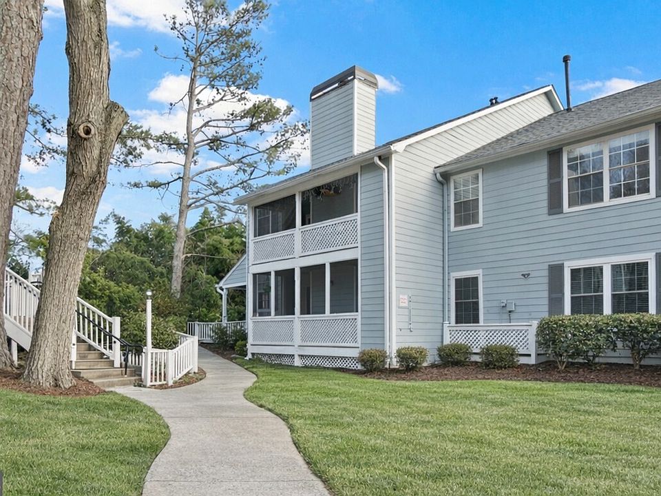 1st image of 4120 Riverlook Pkwy SE Unit 203