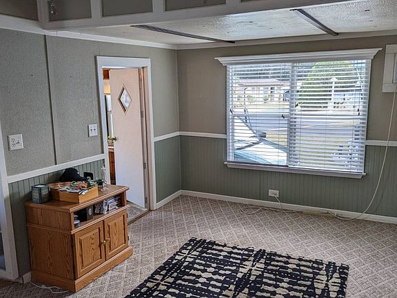 4th image of 2500 N Volusia Ave #8