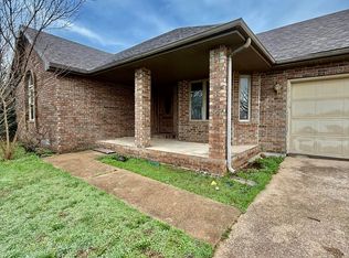 74 Foxtail Dr, Fordland, MO 65652