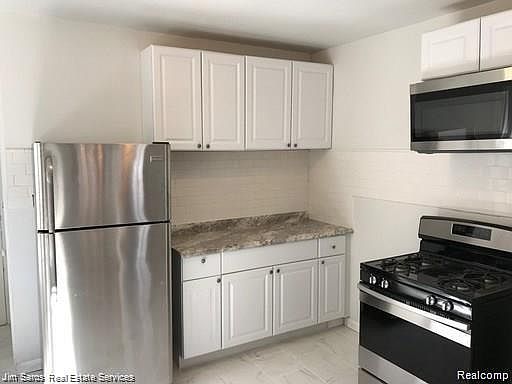 4th image of 1047 Wayburn Ave #1049