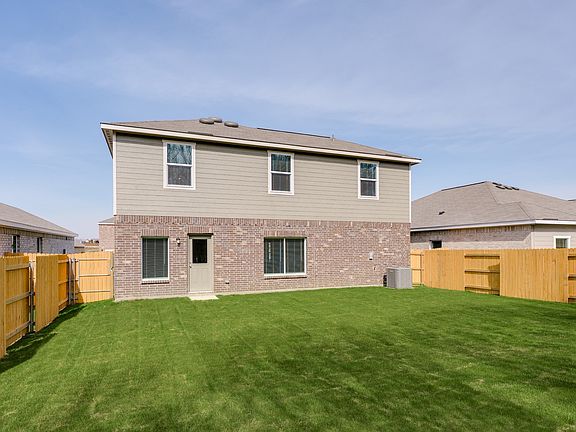 2nd image of 728 Layton Ct