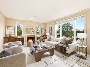 8850 Redmond Woodinville Rd NE APT 301, Redmond, WA 98052