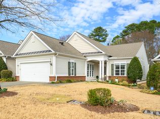 907 Footbridge Pl, Cary, NC 27519