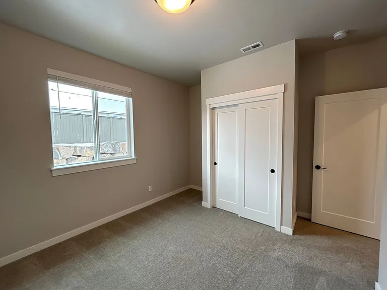 20656 SE Iron Horse Ln — Photo 10