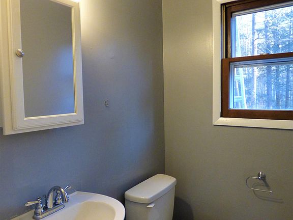 5th image of 5 Hammond Dr #B