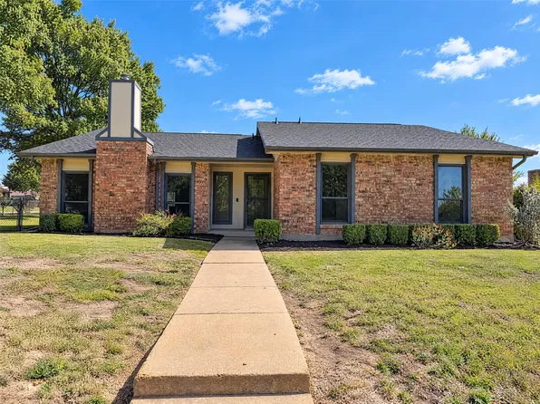 1226 Sequoia Dr, Desoto, TX 75115