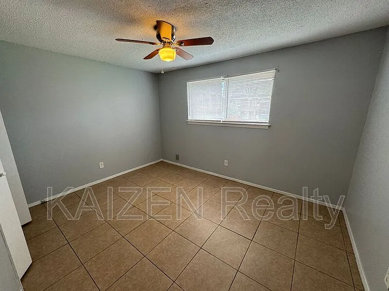 151 N Belvedere Blvd #12 — Photo 7
