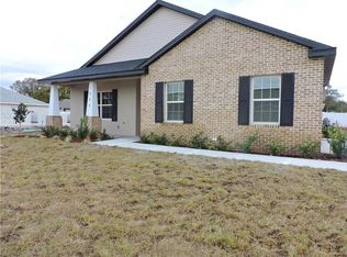 1240 Wild Daisy Dr, Plant City, FL 33563