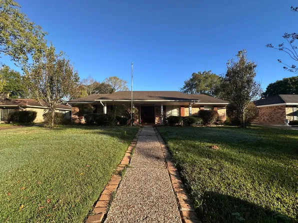 6120 Tangledahl Ln, Beaumont, TX 77706