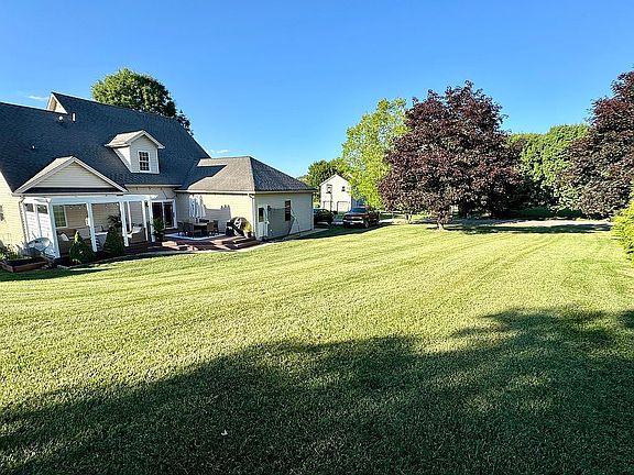 5th image of 18360 Whites Point Dr
