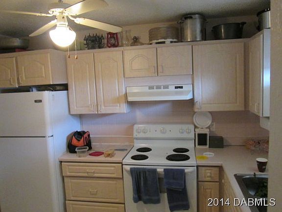 3rd image of 2901 N Halifax Ave APT 115