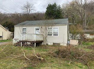 702 W Tri County Blvd, Oliver Springs, TN 37840