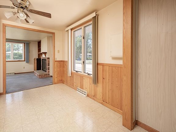 5th image of 2403 11th St
