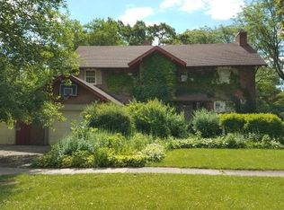 1805 Clinton St, Rockford, IL 61103