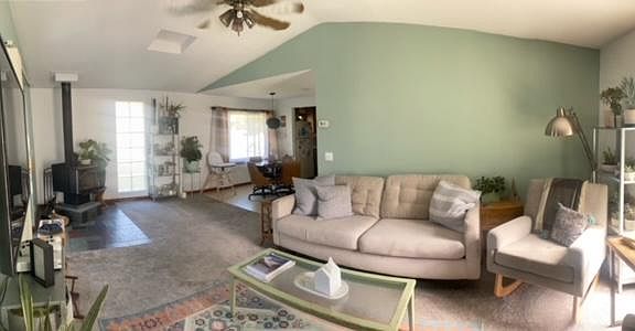 3rd image of 2098 Plainfield Ave