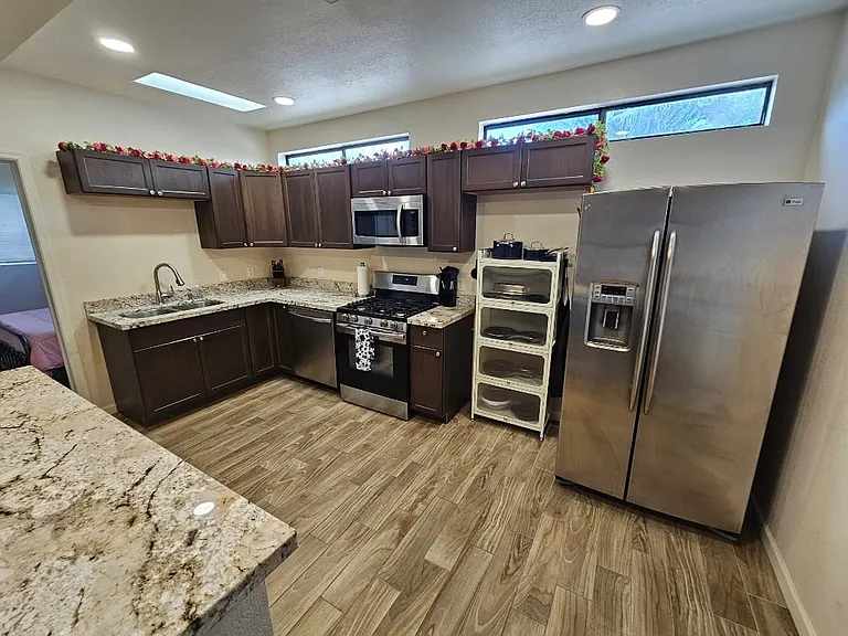 1527 E Silver St #2 — Photo 14