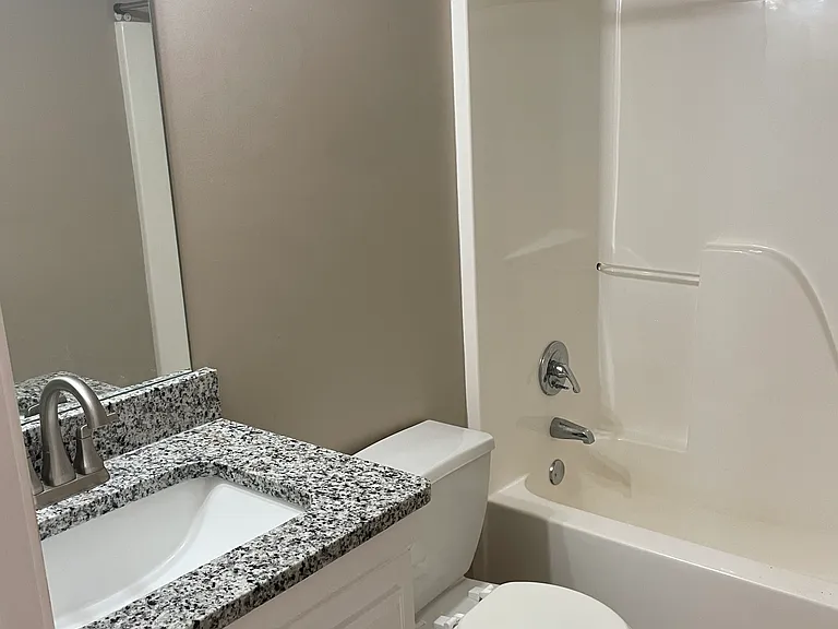 98 Turtle Creek Dr — Photo 7