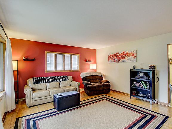 5th image of 6316 W Kinnickinnic River Pkwy