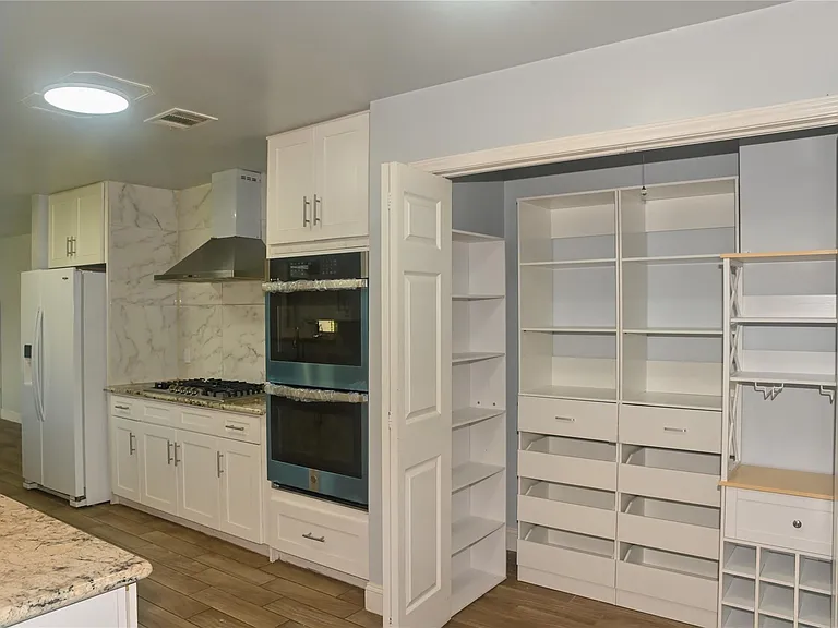 5254 N Braeswood Blvd — Photo 25