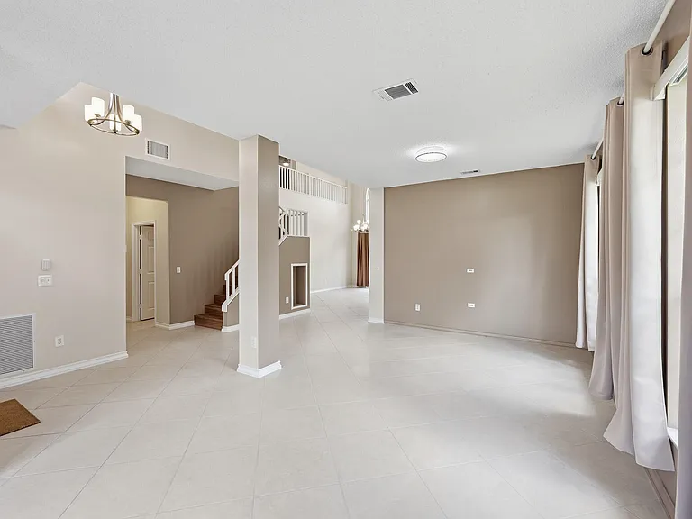 18474 Old Princeton Ln — Photo 8