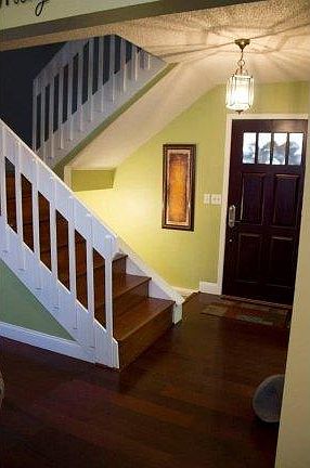 3rd image of 1110 N Terrace Dr