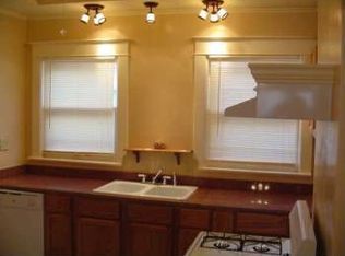 716 S Park Ave, Independence, MO 64052