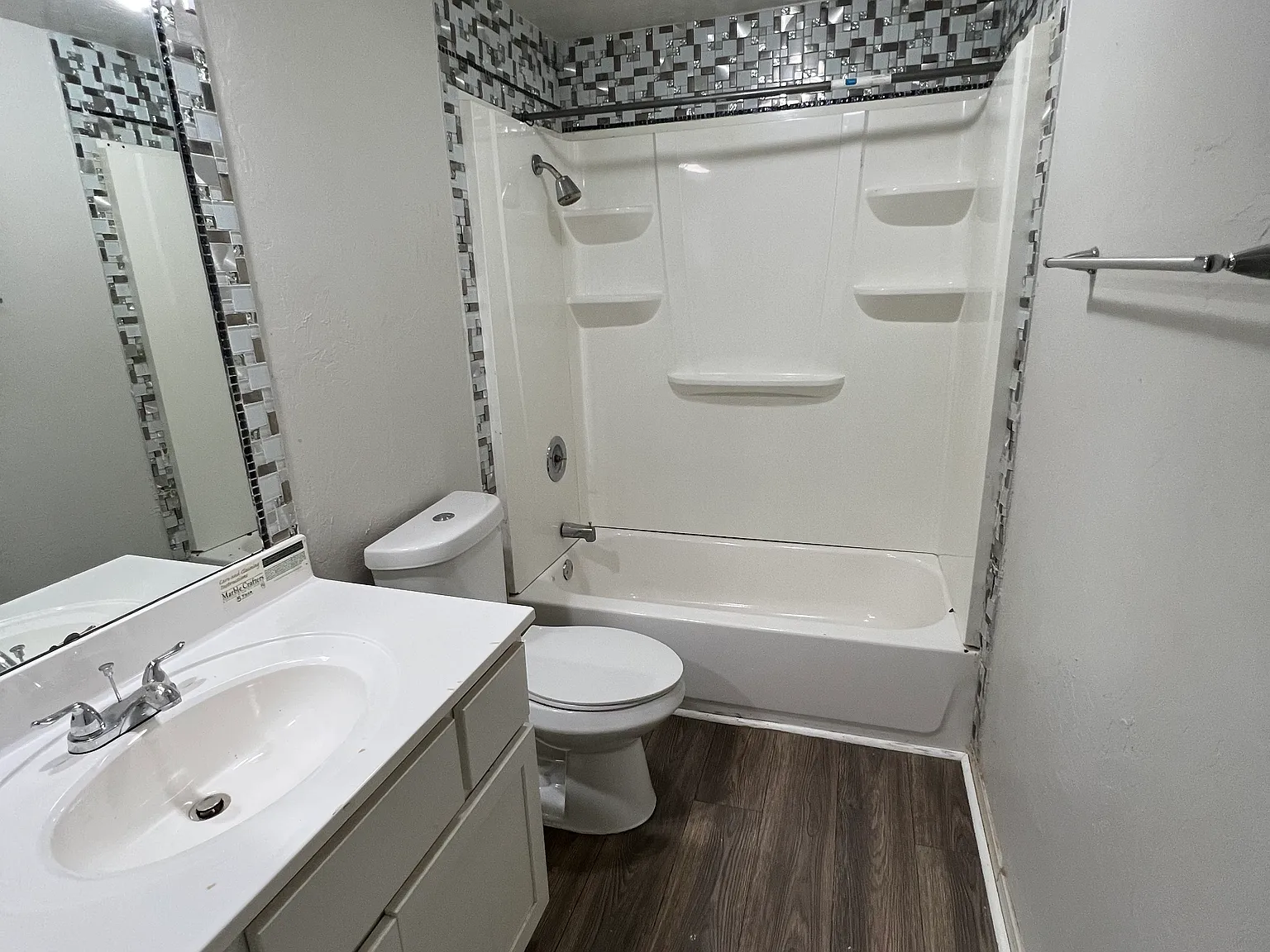 3 bed, 1304 sqft, $1,500 — Photo 2