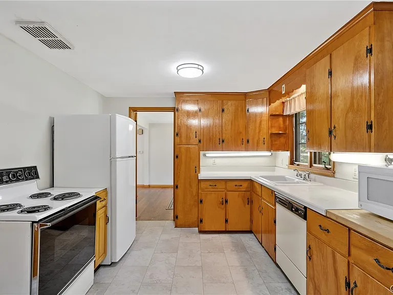 107 Overlook Dr — Photo 8