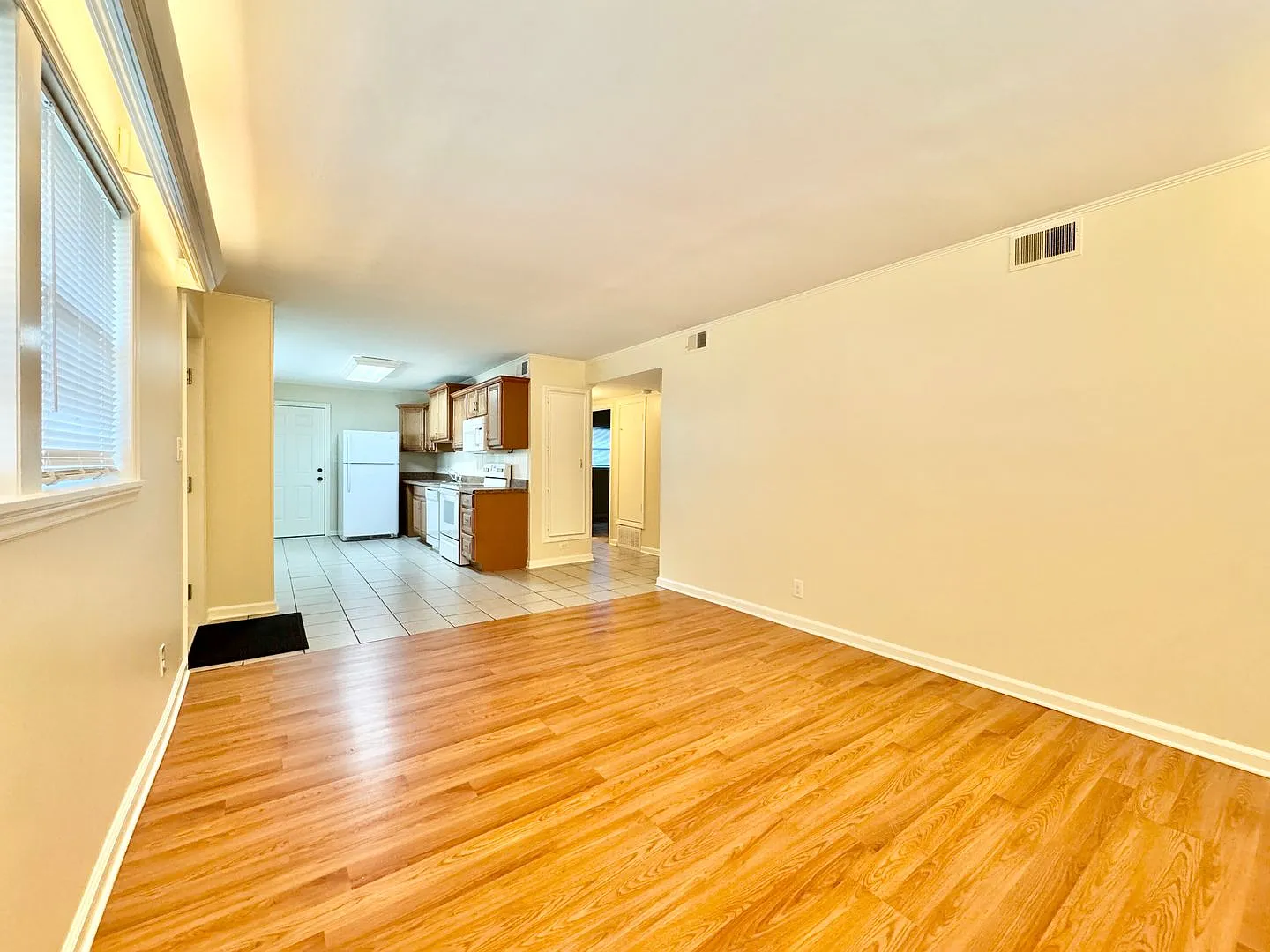 2 Bedroom in Lindley Park close to UNCG — Photo 4