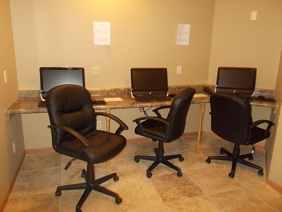 Resdent Computer Lab