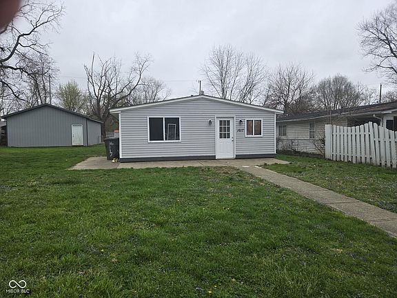 3rd image of 1617 E Gimber St