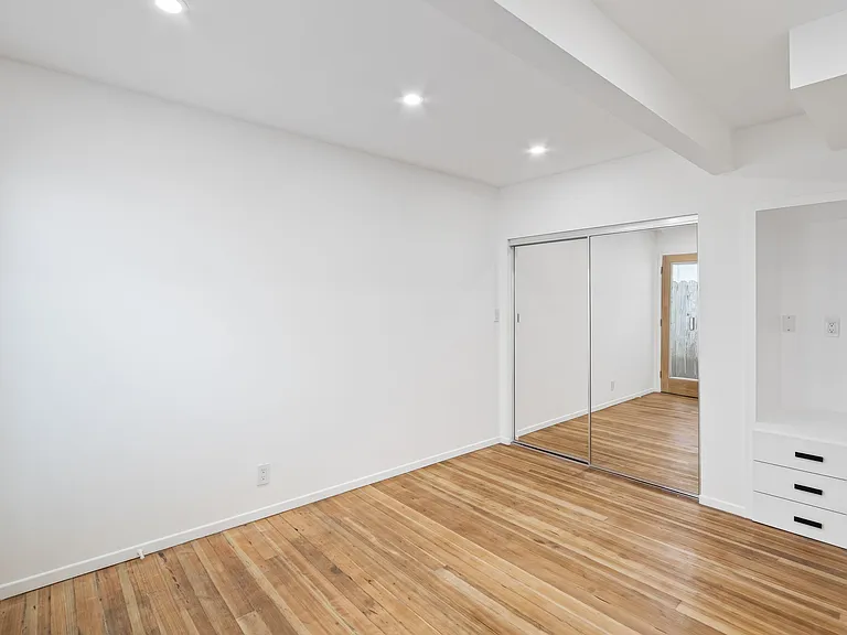 404 Prospect St — Photo 19