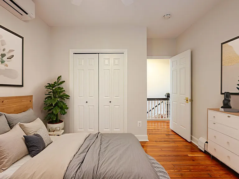 1105 E Capitol St SE #4 — Photo 15