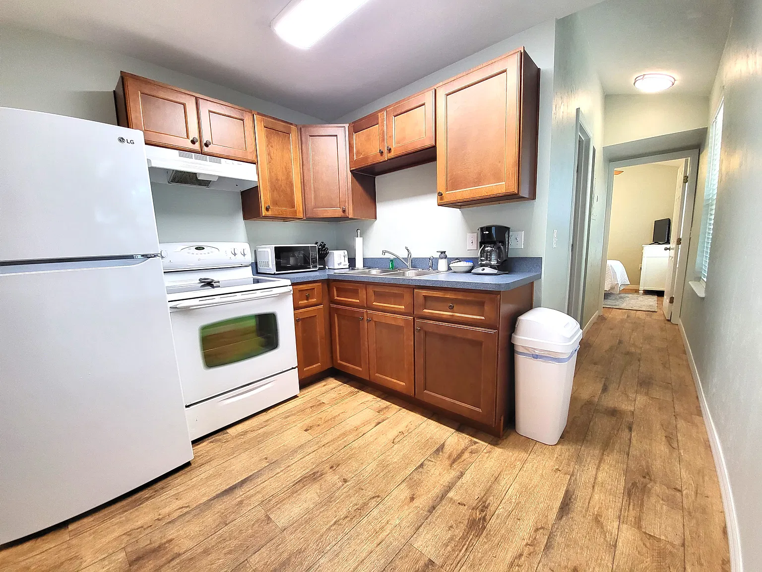 2 bed, $1,900 — Photo 3