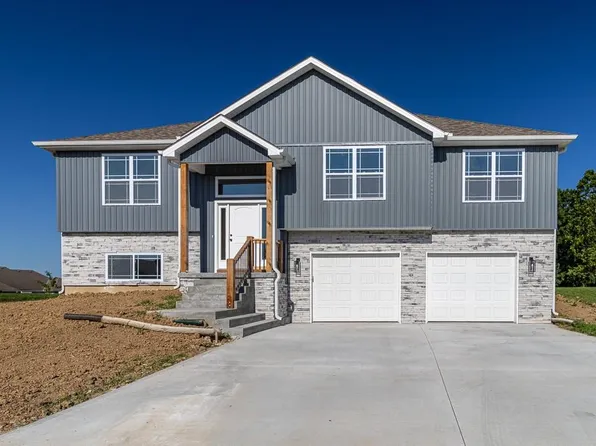 19066 Tomahawk Lane St, Joseph, MO 64505