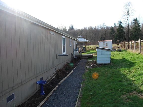 3rd image of 9016 163rd Ave SE