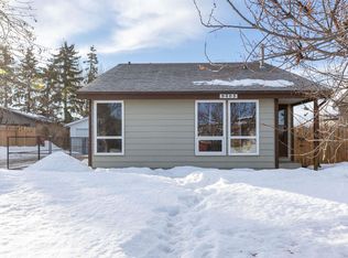 9405 98th Ave, Morinville, AB