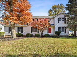 119 Westchester Dr, Amherst, OH 44001