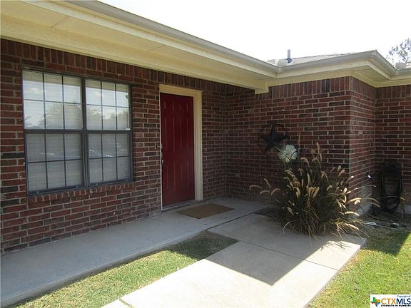 2nd image of 1405 Nina Dr