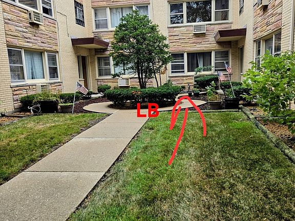 2nd image of 4775 N Linder Ave APT 2A