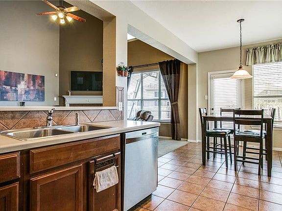 5th image of 9012 Friendswood Dr