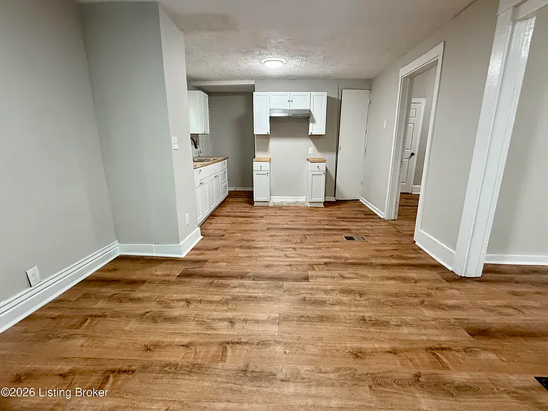 2631 W Madison St #1 — Photo 4