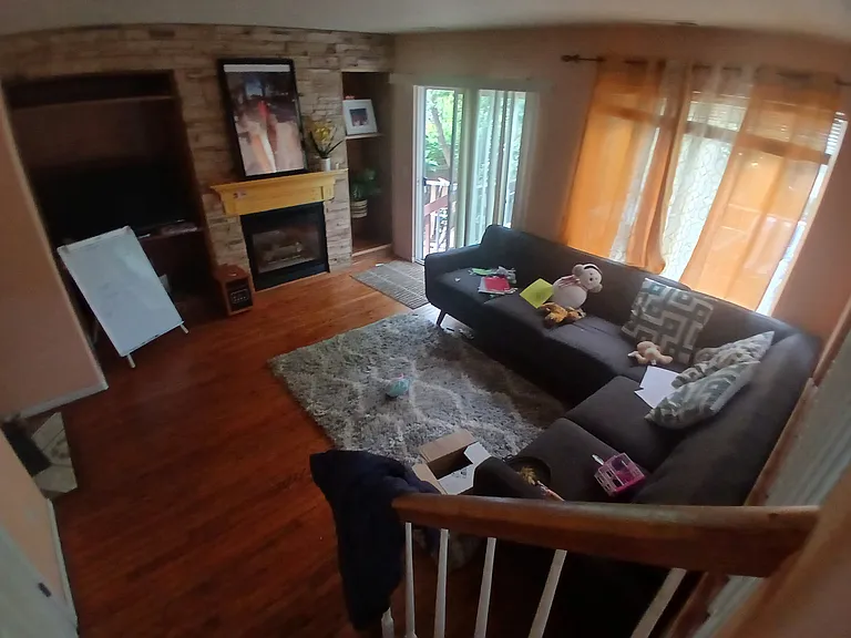 1201 S Akron Way — Photo 5