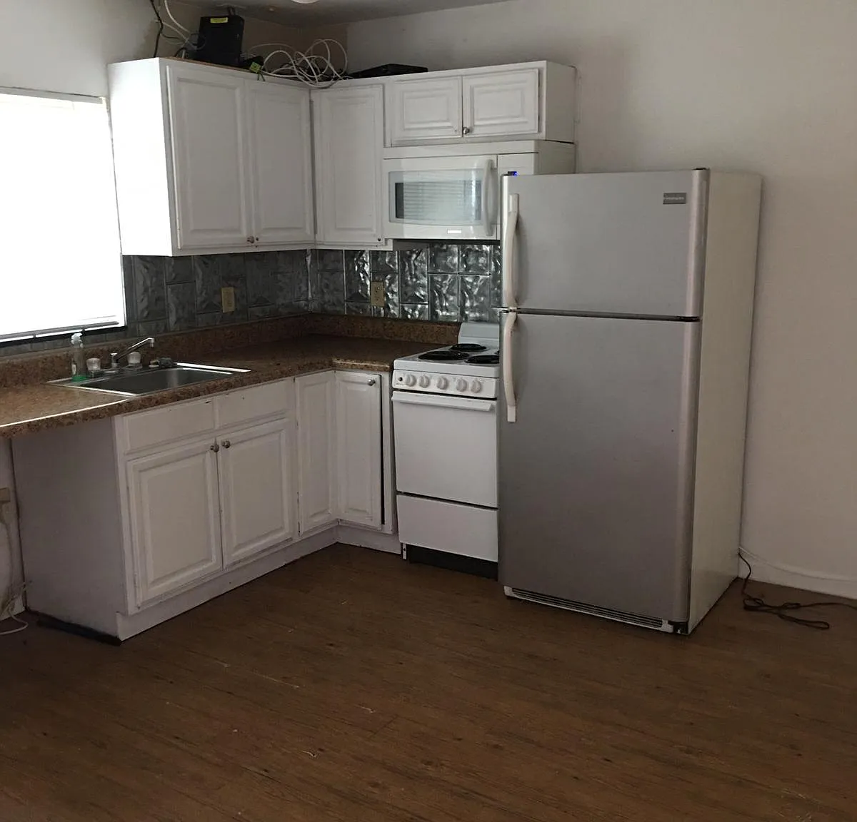 6321 Pembroke Rd # 3 (1D) - 1 — Photo 3