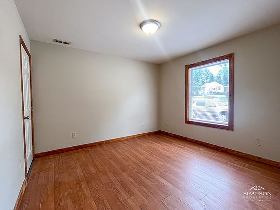 4th image of 1101 Locust St #11437359
