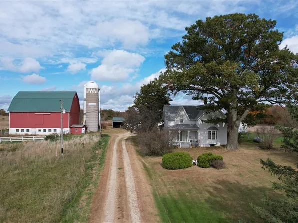 3066 State Highway 29, Spring Valley, WI 54767