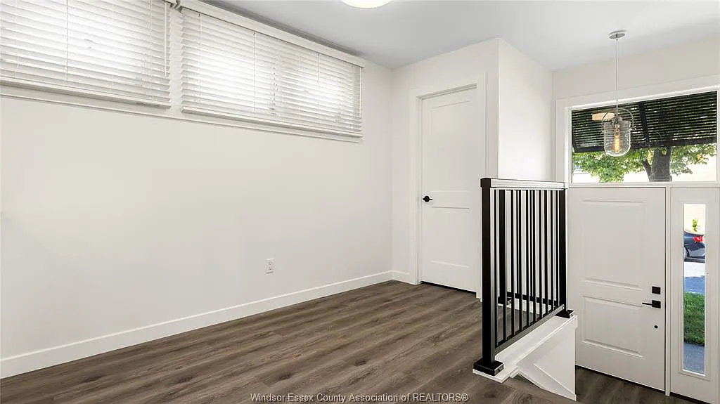 2 bed, 1.5 bath, $2,300 — Photo 4